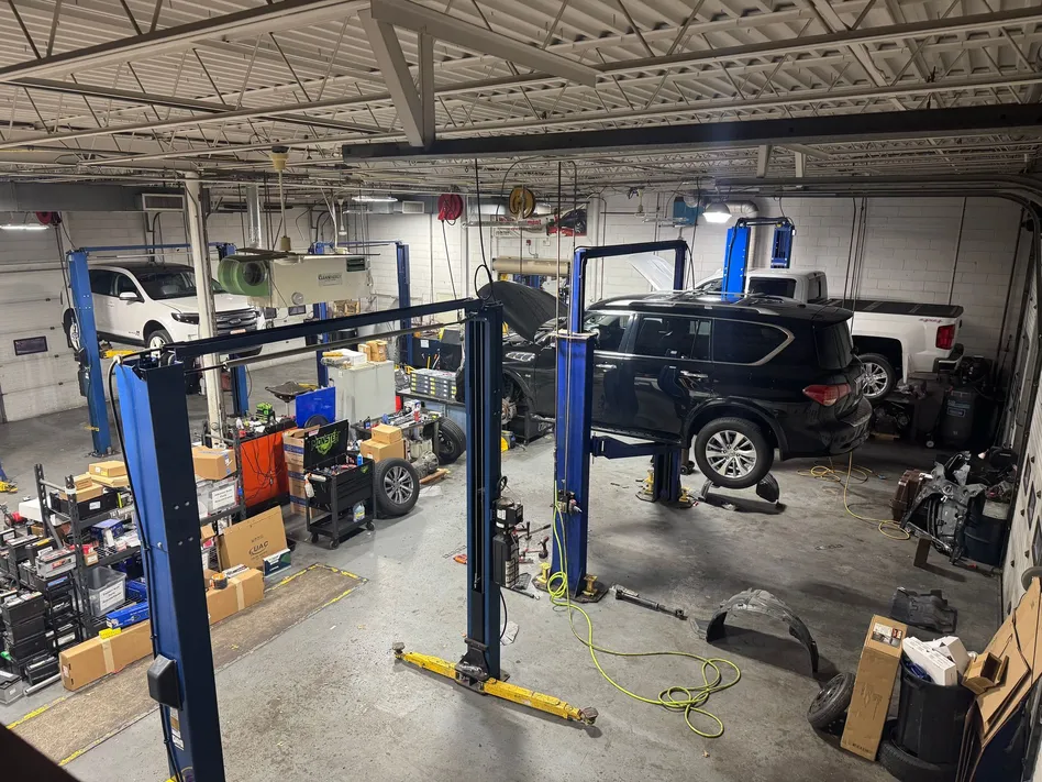 Technician Checking Car Air Conditioning System | VIP Service Center